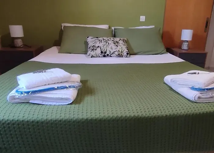 Olive Grove Cottage Skalani